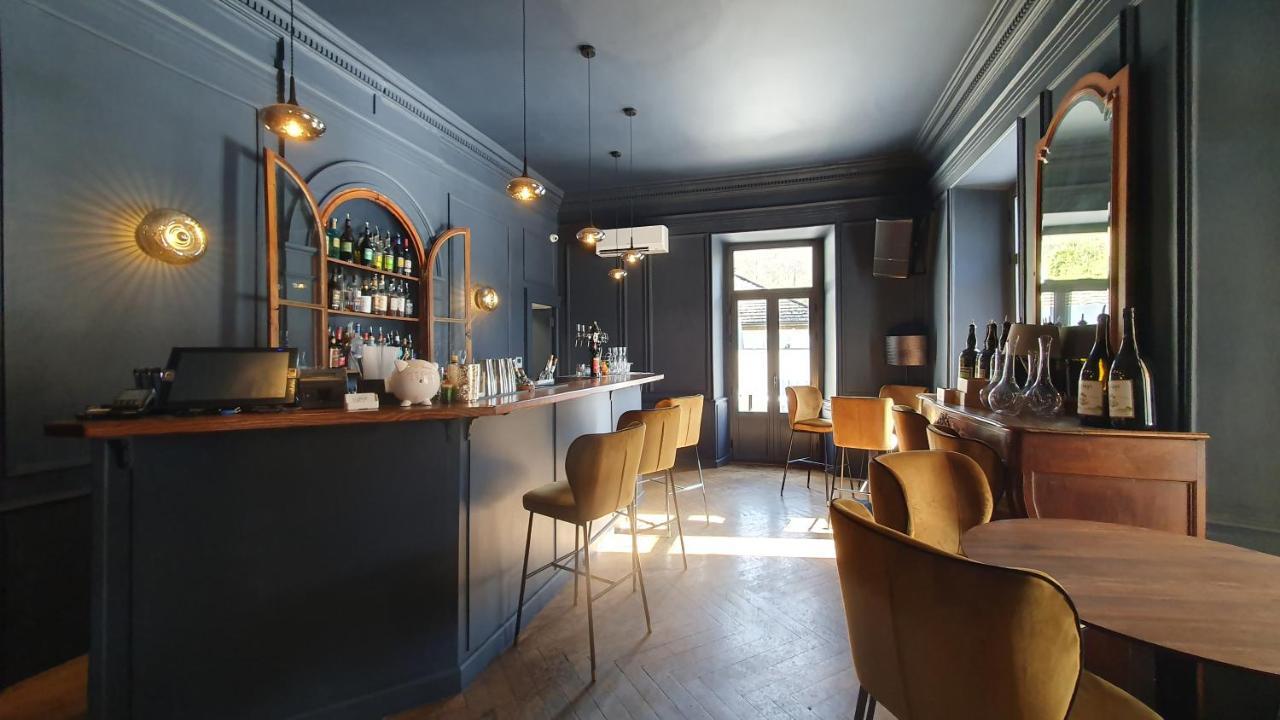 Hotel Restaurant Le Repere Vizille Bagian luar foto