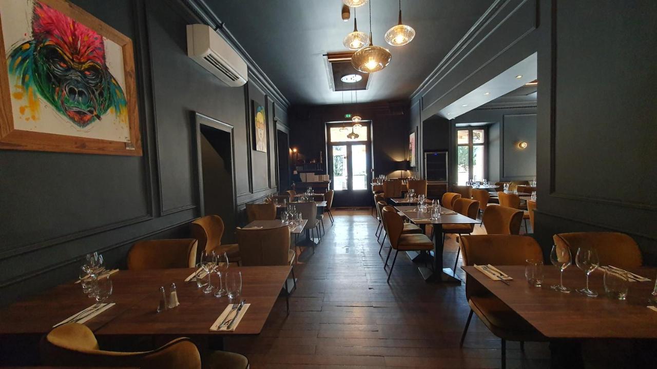Hotel Restaurant Le Repere Vizille Bagian luar foto